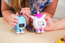 Load image into Gallery viewer, Two Children playing with Kirin Beep Boop Robot toy

