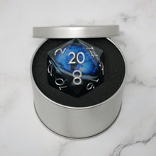 Load image into Gallery viewer, Blue Slaadi&#39;s Eye - Giant D20 Moving Eye DnD Dice | Acrylic RPG Gaming Dice
