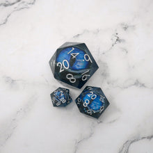 Load image into Gallery viewer, Blue Slaadi&#39;s Eye - Giant D20 Moving Eye DnD Dice | Acrylic RPG Gaming Dice
