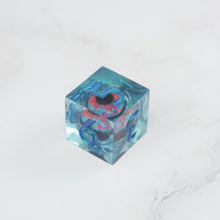 Load image into Gallery viewer, Cthulhu&#39;s Eye |  7 Piece Moving Eye DnD Dice Set | Acrylic RPG Gaming Dice
