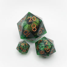 Load image into Gallery viewer, Green Slaadi&#39;s Eye - Giant D20 Moving Eye DnD Dice | Acrylic RPG Gaming Dice
