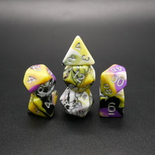 Load image into Gallery viewer, Panic Abstraction - 7 Piece DnD Dice Set | Acrylic RPG Gaming Dice
